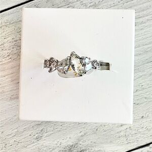 Elegant Silver Women's Ring